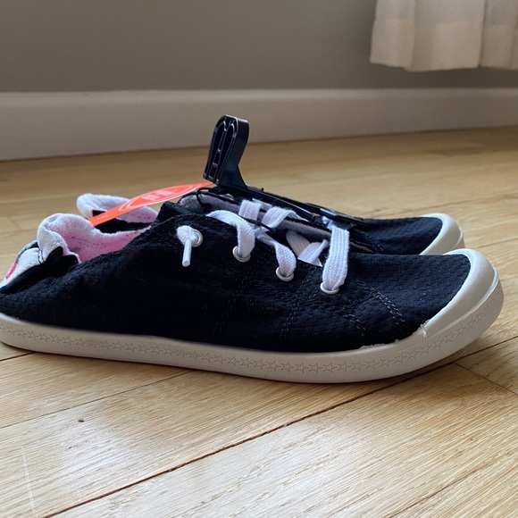 🍂CLEAROUT Bump Toe Sneakers - Picture 3 of 6